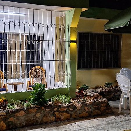 Casa En Villa Marchena Azua Azua de Compostela Exterior photo